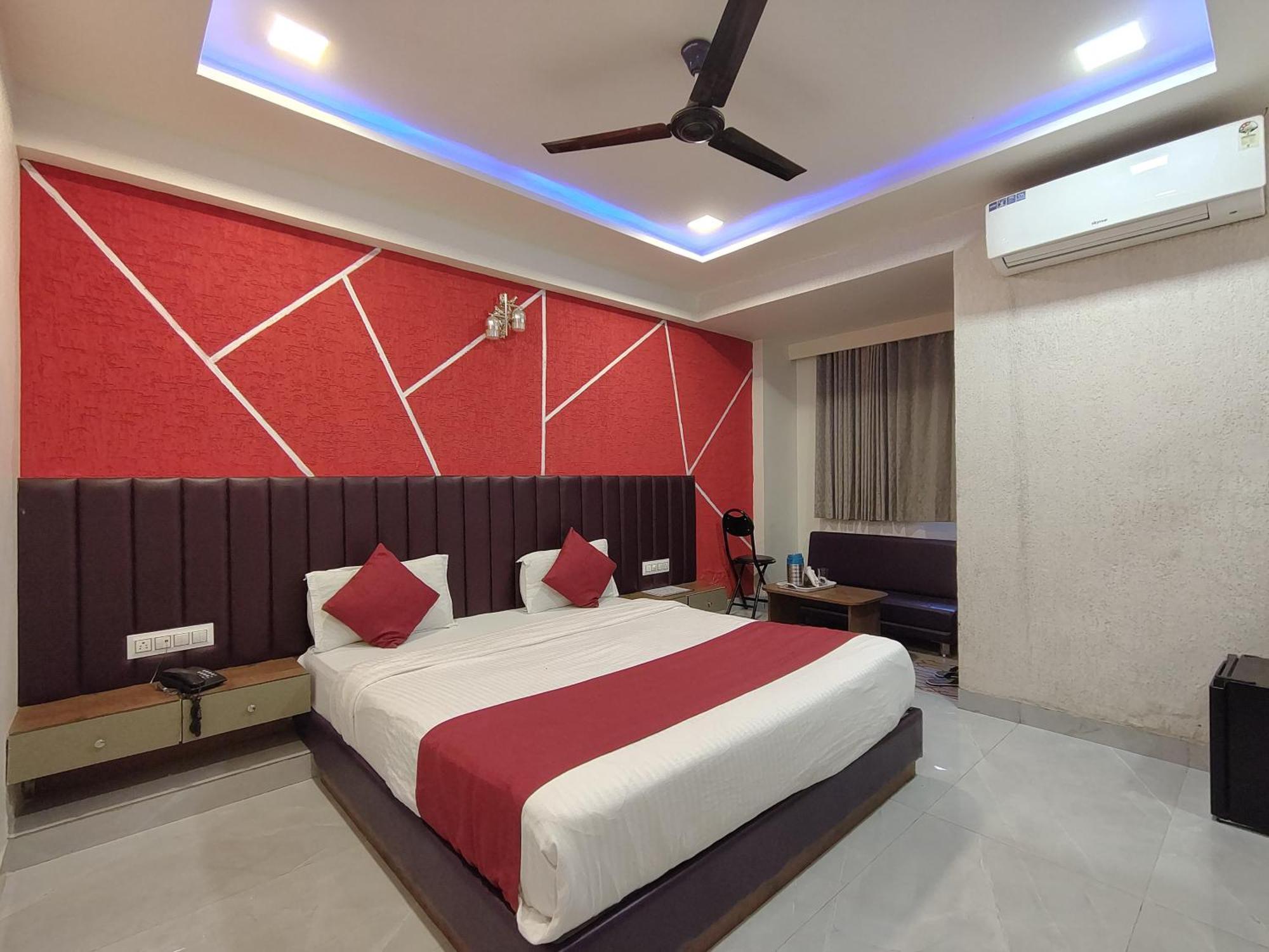 Hotel Avadh Palace, Subhash Bridge, Rto Circle, Ahmedabad Extérieur photo
