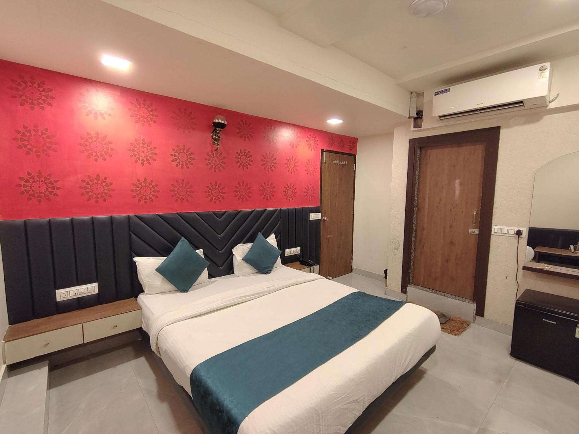 Hotel Avadh Palace, Subhash Bridge, Rto Circle, Ahmedabad Extérieur photo