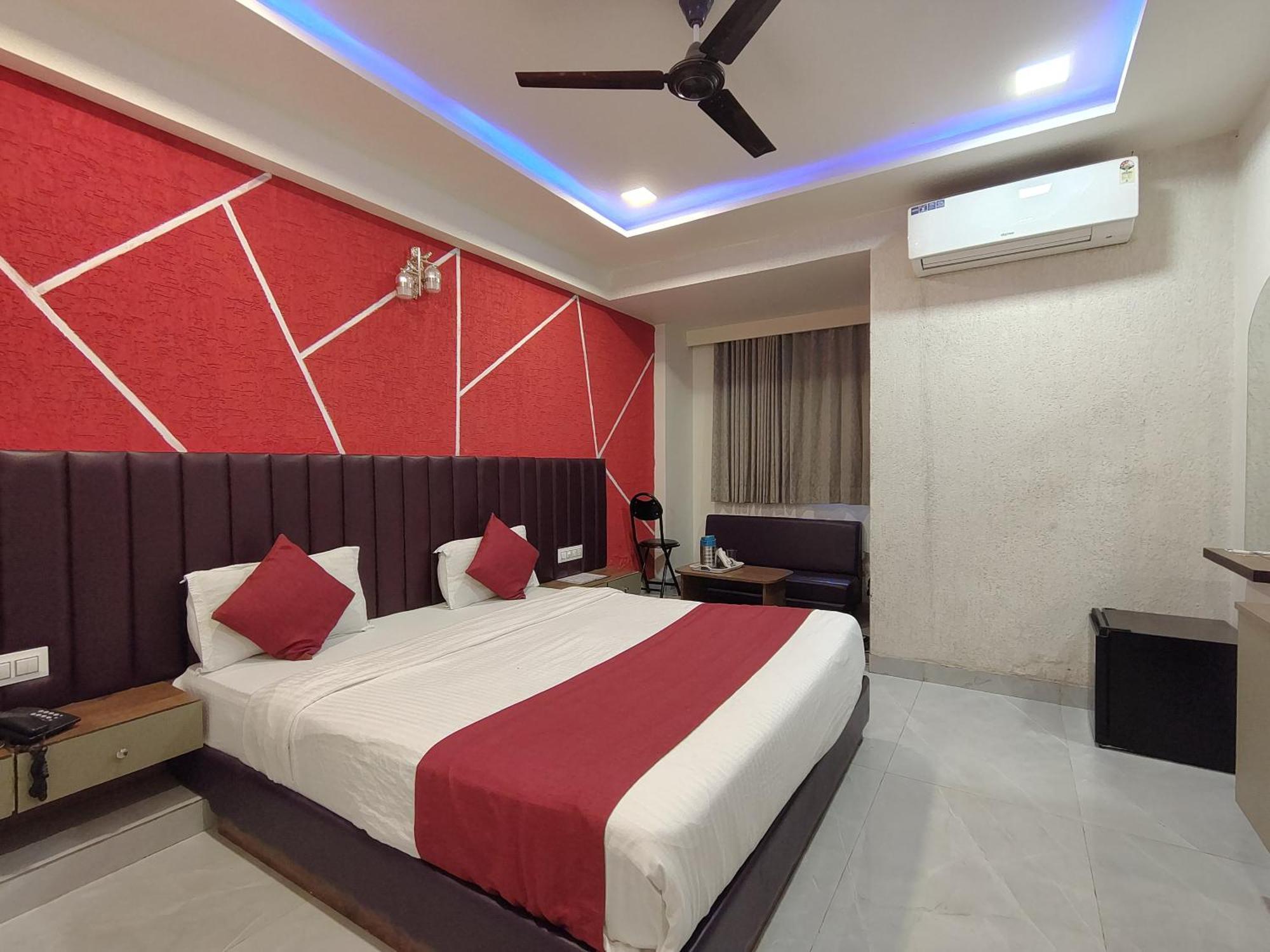 Hotel Avadh Palace, Subhash Bridge, Rto Circle, Ahmedabad Extérieur photo